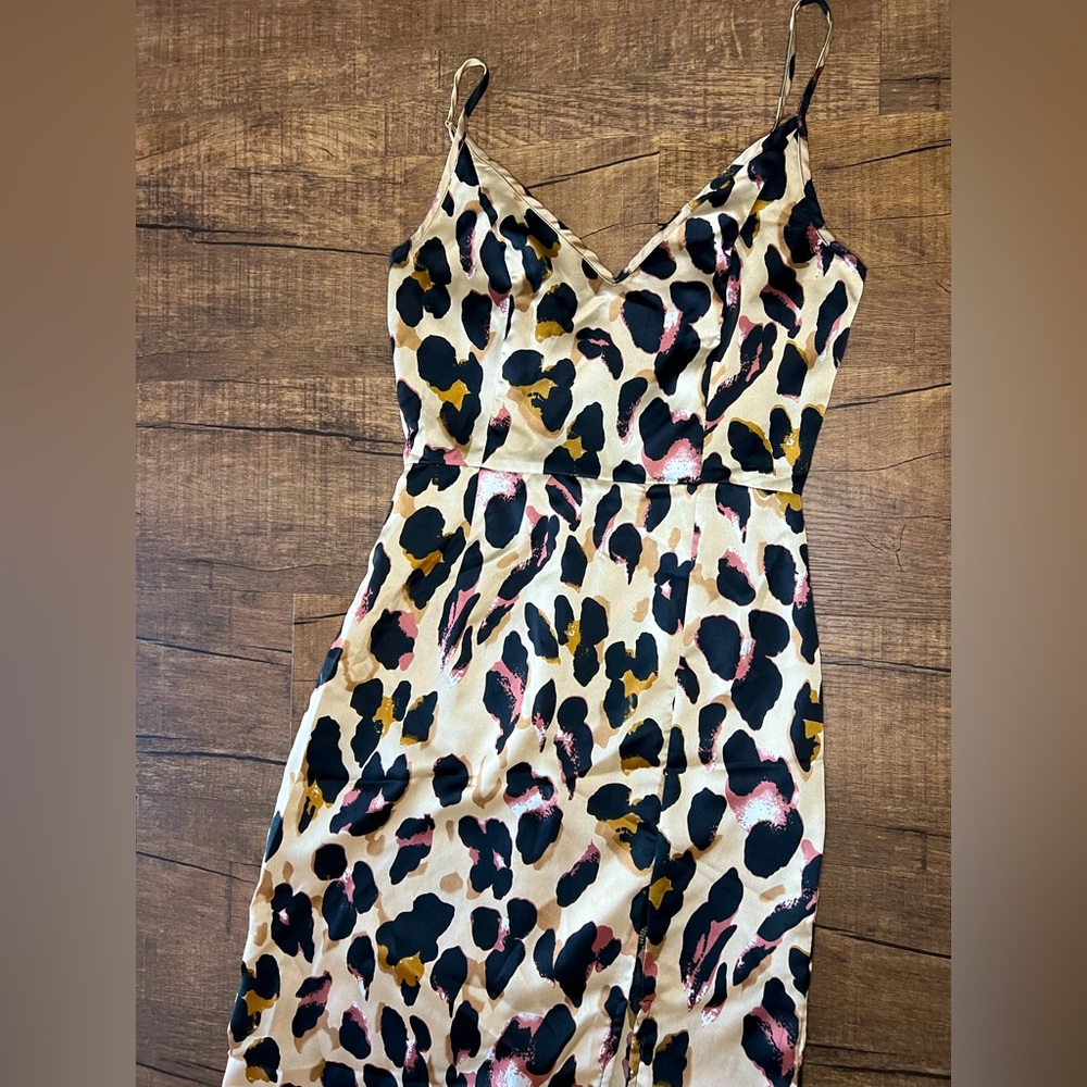 Cheetah dress with slit